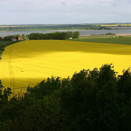 Guest house Wirtshaus Neuenkirchen Neuenkirchen auf Rugen